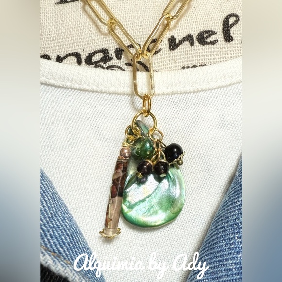 Elegant Green shell and Gold Pendant Necklace amethyst - Picture 1 of 2